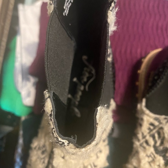 BRAND NEW FREE PEOPLE Boots- never worn - Picture 5 of 6